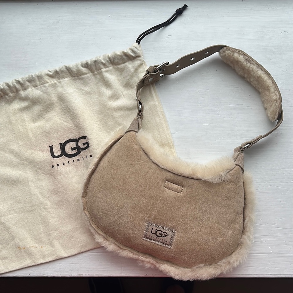 UGG Classic Ultra Baby Love Hobo